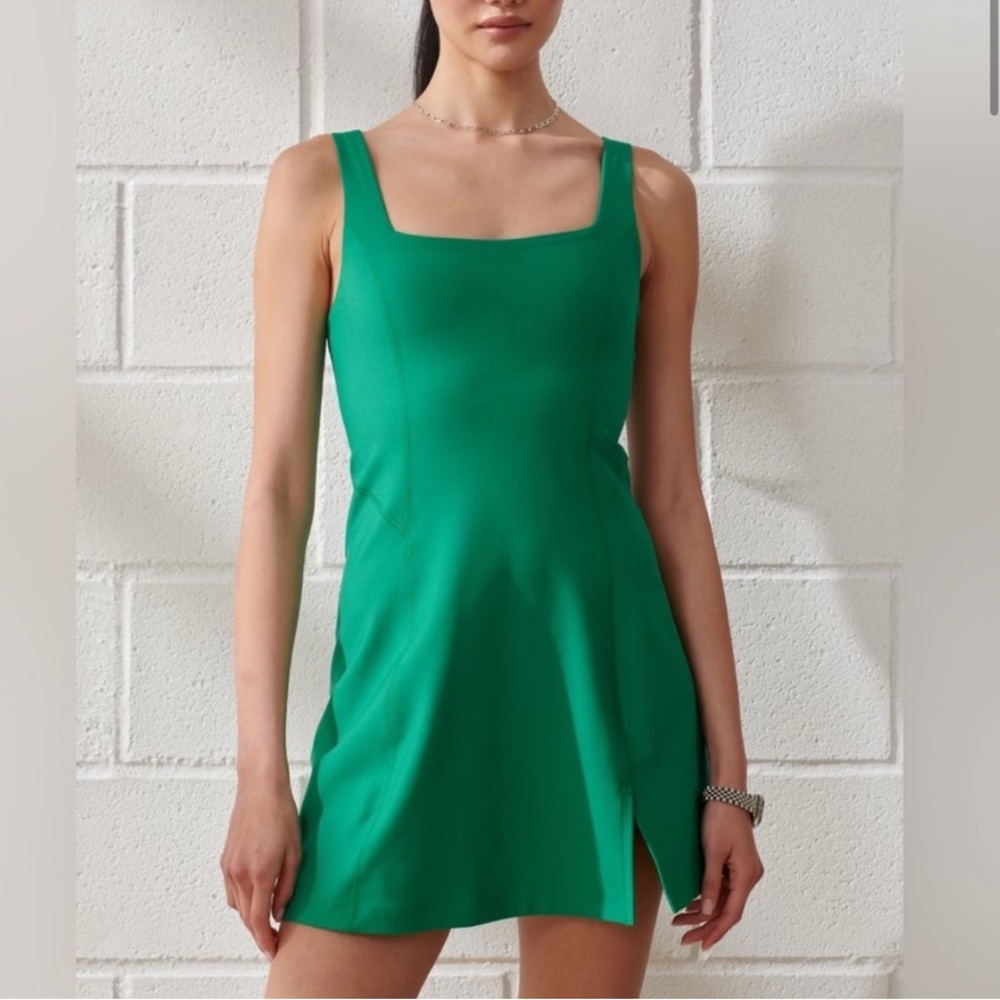 Abercrombie & Fitch YPB sculptLux Mini Green Sculpting Athletic Dress